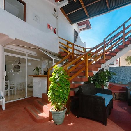 Hostal North Seymour Puerto Ayora  Exterior photo