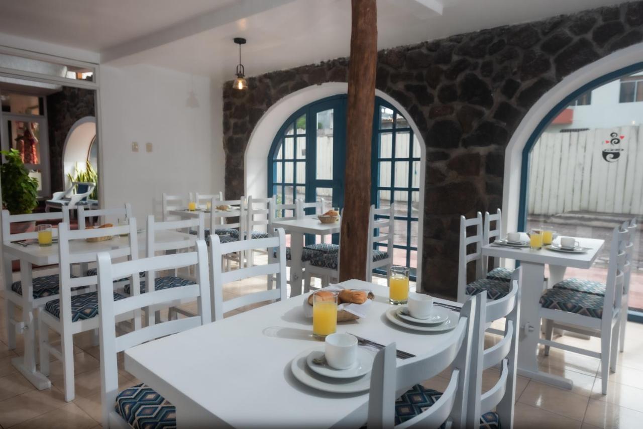 Hostal North Seymour Puerto Ayora  Exterior photo